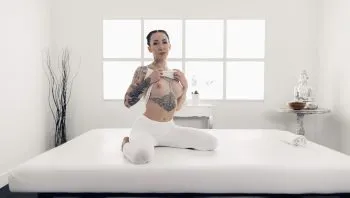 Tattooed Dutch Girl Loves To Please